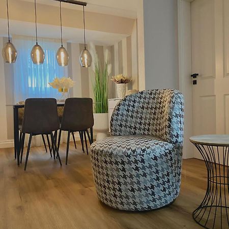 شقة إكسكلوسيف فيرينفونونغ ان ستاتميته FDH المظهر الخارجي الصورة